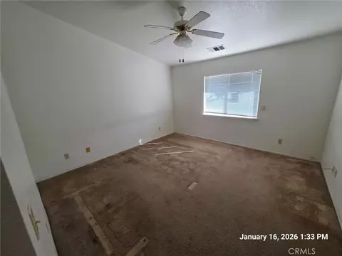 Bedroom - 15501 Via Bahia St, Hesperia, CA 92345 photo 3 of 3
