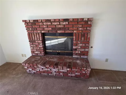 Living - 15501 Via Bahia St, Hesperia, CA 92345 photo 3 of 3