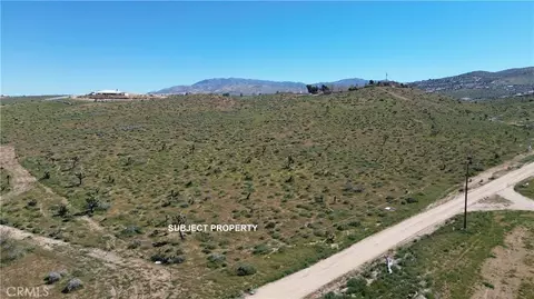 10233 Cerra Vista St, Apple Valley, CA 92308