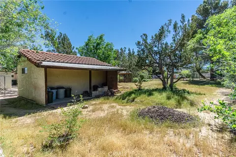 Exterior - 7040 Kenyon Ave, Hesperia, CA 92345 photo 12 of 17