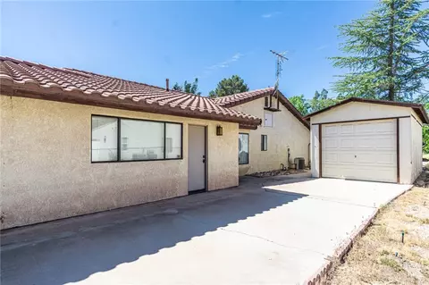 Exterior - 7040 Kenyon Ave, Hesperia, CA 92345 photo 16 of 17