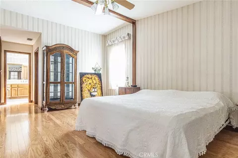 Bedroom - 7040 Kenyon Ave, Hesperia, CA 92345 photo 3 of 7