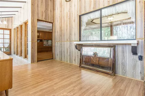 Entry Way - 7040 Kenyon Ave, Hesperia, CA 92345 photo 9 of 9