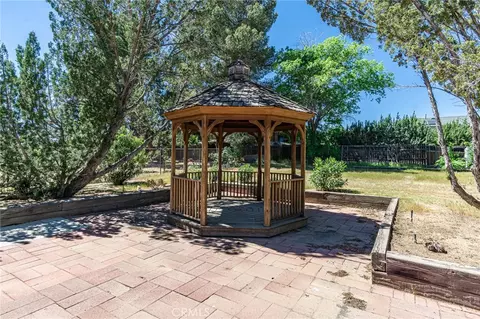 Exterior - 7040 Kenyon Ave, Hesperia, CA 92345 photo 5 of 17