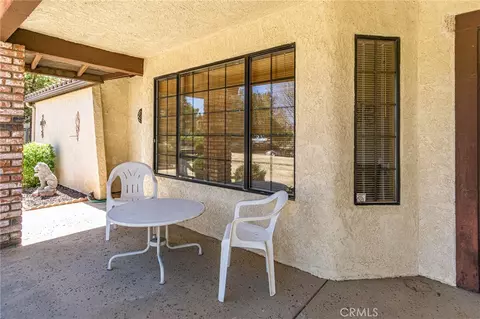 Exterior - 7040 Kenyon Ave, Hesperia, CA 92345 photo 2 of 17