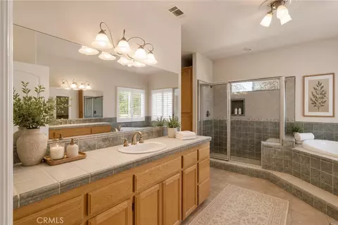 Bath - 7091 Coriander, Oak Hills, CA 92344 photo 1 of 9