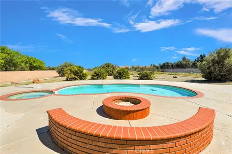 Exterior - 7091 Coriander, Oak Hills, CA 92344 photo 6 of 6