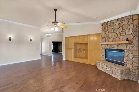 Living - 7091 Coriander, Oak Hills, CA 92344 photo 9 of 13