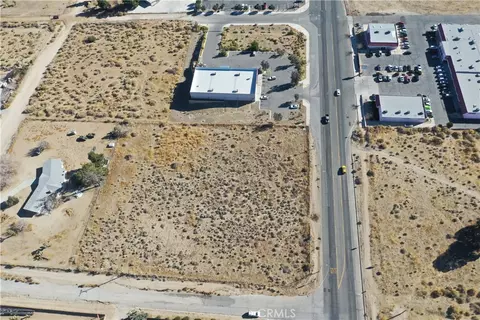 4340 Phelan Rd Apt A-d St, Phelan, CA 92371