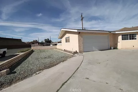 Exterior - 1105 Bigger, Barstow, CA 92311 photo 3 of 9