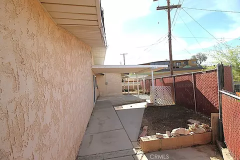 Exterior - 1105 Bigger, Barstow, CA 92311 photo 7 of 9