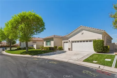 Exterior - 19300 Macklin, Apple Valley, CA 92308 photo 1 of 6