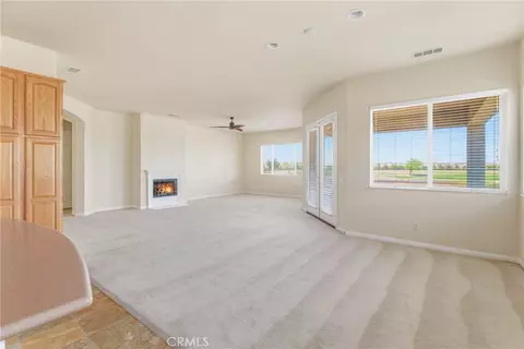 Living - 19300 Macklin, Apple Valley, CA 92308 photo 5 of 6