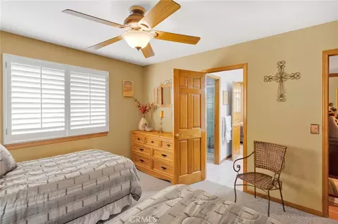 Bedroom - 17662 Ridge View Ct, Apple Valley, CA 92307 photo 5 of 11