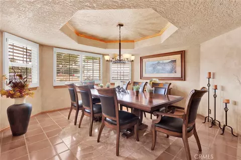 Dining - 17662 Ridge View Ct, Apple Valley, CA 92307 photo 1 of 4