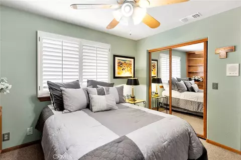 Bedroom - 17662 Ridge View Ct, Apple Valley, CA 92307 photo 2 of 11