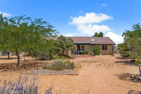 Exterior - 15155 Apache, Apple Valley, CA 92307 photo 1 of 2
