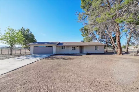 21435 Zuni Rd, Apple Valley, CA 92307