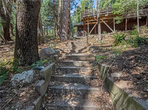 Exterior - 1155 Chateau, Crestline, CA 92325 photo 6 of 9