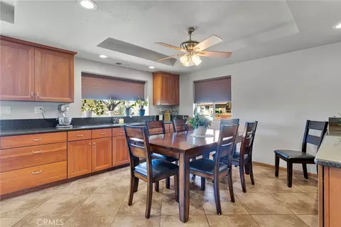 Dining - 13863 Pamlico, Apple Valley, CA 92307 photo 1 of 2