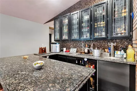 Kitchen - 13863 Pamlico, Apple Valley, CA 92307 photo 1 of 5