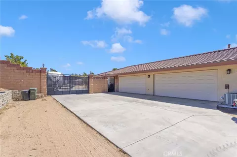 Exterior - 13863 Pamlico, Apple Valley, CA 92307 photo 3 of 15