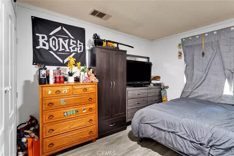 Bedroom - 12790 Patoka Ct, Apple Valley, CA 92308 photo 2 of 7