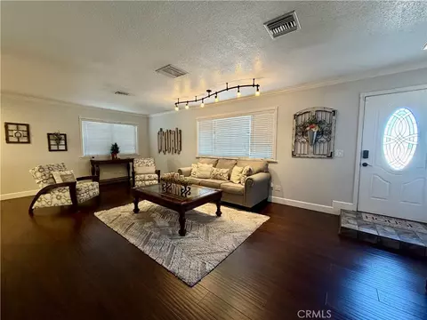 Living - 28283 Windy Pass, Barstow, CA 92311 photo 6 of 8