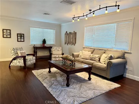 Living - 28283 Windy Pass, Barstow, CA 92311 photo 7 of 8