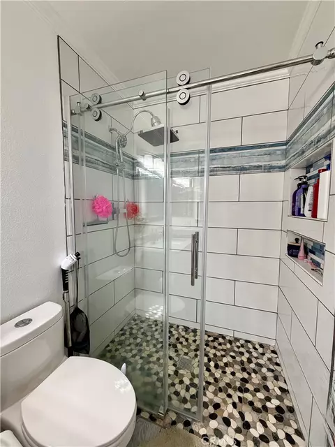 Bath - 28283 Windy Pass, Barstow, CA 92311 photo 5 of 6