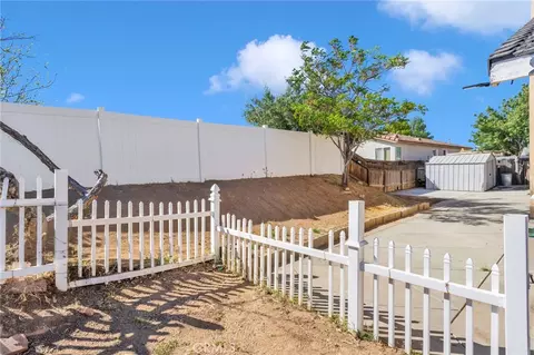 Exterior - 14386 Stone Creek Trl, Hesperia, CA 92344 photo 9 of 11