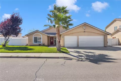 14386 Stone Creek Trl, Hesperia, CA 92344
