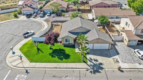 View/Area - 14386 Stone Creek Trl, Hesperia, CA 92344 photo 3 of 9