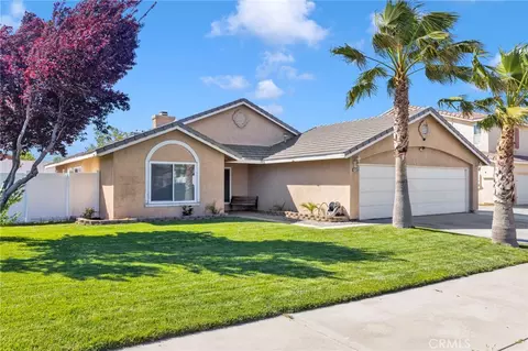 Exterior - 14386 Stone Creek Trl, Hesperia, CA 92344 photo 10 of 11