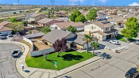 View/Area - 14386 Stone Creek Trl, Hesperia, CA 92344 photo 2 of 9