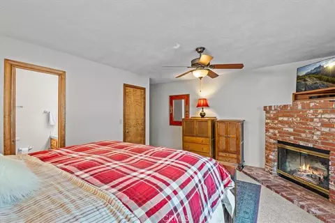 Bedroom - 1902 Virginia, Wrightwood, CA 92397 photo 2 of 6