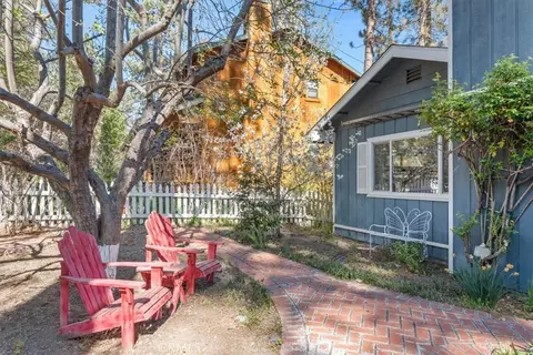 Exterior - 1902 Virginia, Wrightwood, CA 92397 photo 4 of 10