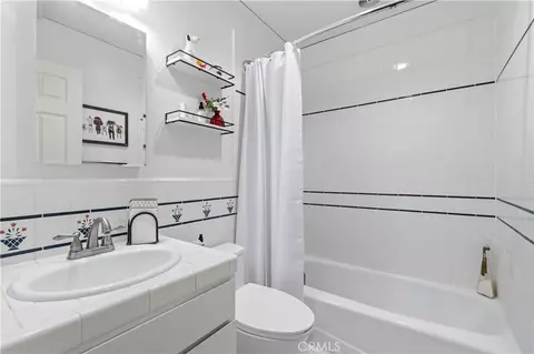 Bath - 5375 Chaumont, Wrightwood, CA 92397 photo 1 of 4