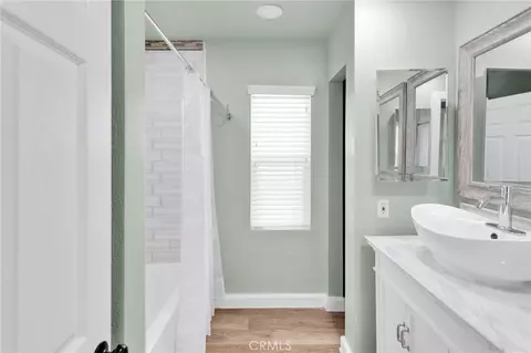 Bath - 19140 Lenca Rd, Apple Valley, CA 92307 photo 6 of 8