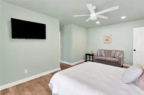 Bedroom - 19140 Lenca Rd, Apple Valley, CA 92307 photo 4 of 4