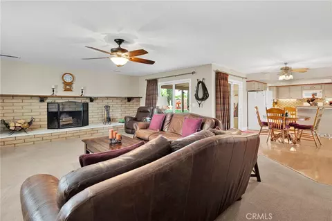 Living - 20115 Shoshonee, Apple Valley, CA 92307 photo 2 of 2