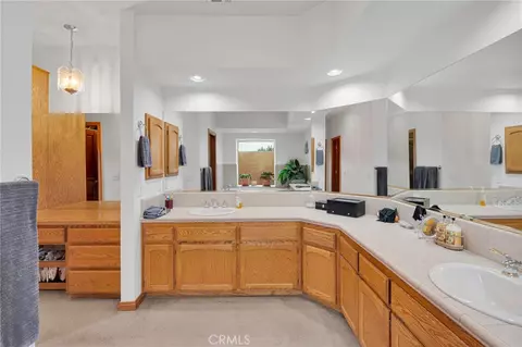 Bath - 12830 Cedar, Hesperia, CA 92344 photo 6 of 9