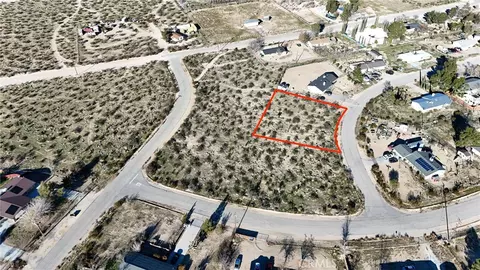 724 Stanley St, Lucerne Valley, CA 92356