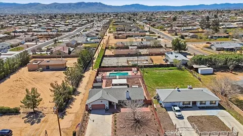 View/Area - 21089 Ottawa, Apple Valley, CA 92308 photo 2 of 12