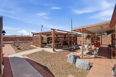 Exterior - 21089 Ottawa, Apple Valley, CA 92308 photo 7 of 23