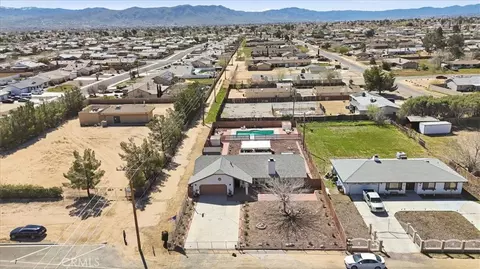 View/Area - 21089 Ottawa, Apple Valley, CA 92308 photo 12 of 12