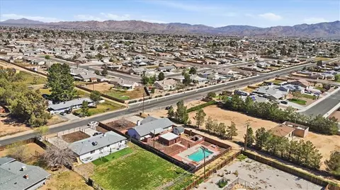 View/Area - 21089 Ottawa, Apple Valley, CA 92308 photo 9 of 12