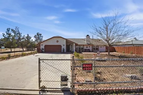 Exterior - 21089 Ottawa, Apple Valley, CA 92308 photo 20 of 23