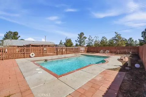 Exterior - 21089 Ottawa, Apple Valley, CA 92308 photo 15 of 23