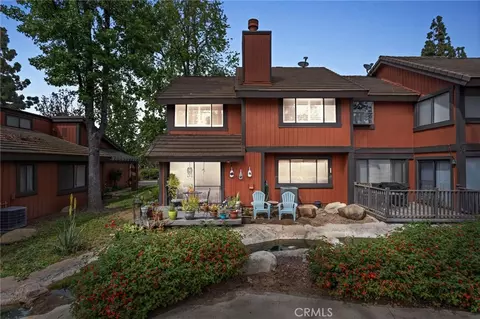 152 Cedar Crk, San Dimas, CA 91773